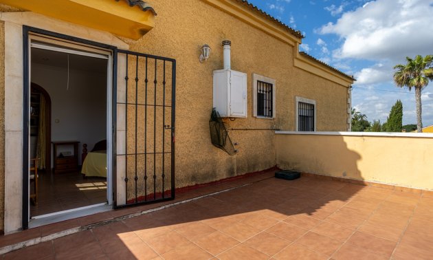 Reventa - Finca -
Elche - Elche - La Hoya
