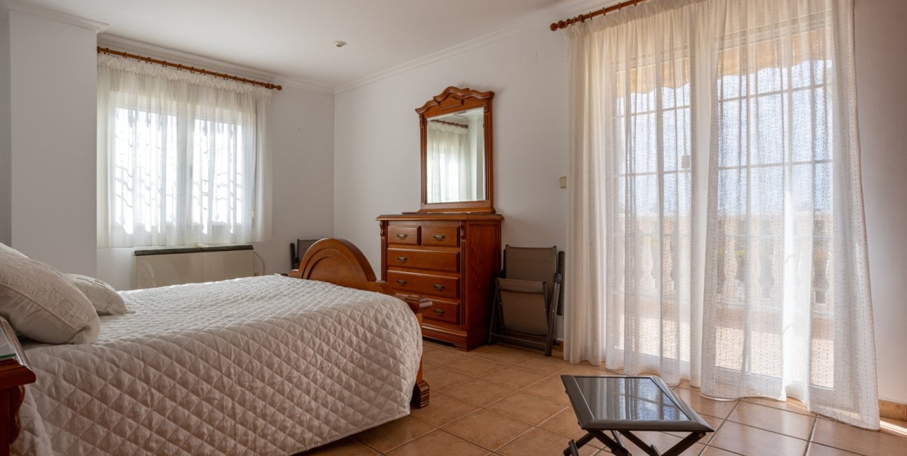 Reventa - Finca -
Elche - Elche - La Hoya