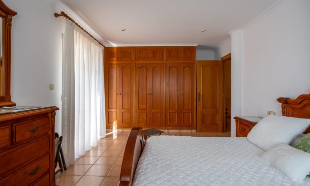 Reventa - Finca -
Elche - Elche - La Hoya