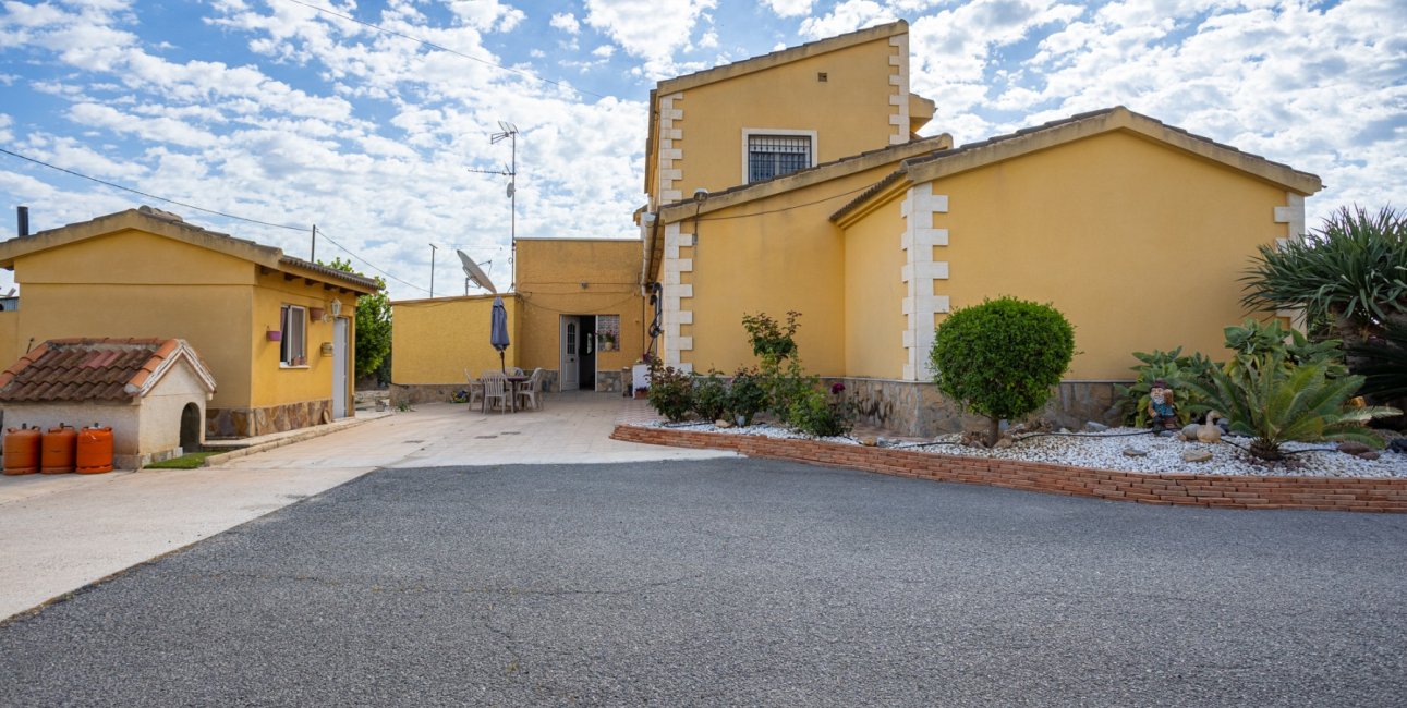 Reventa - Finca -
Elche - Elche - La Hoya