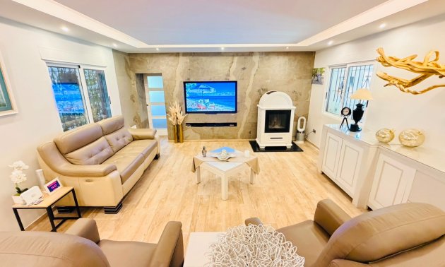 Resale - Country House -
Daya Vieja - Daya Vieja - Country