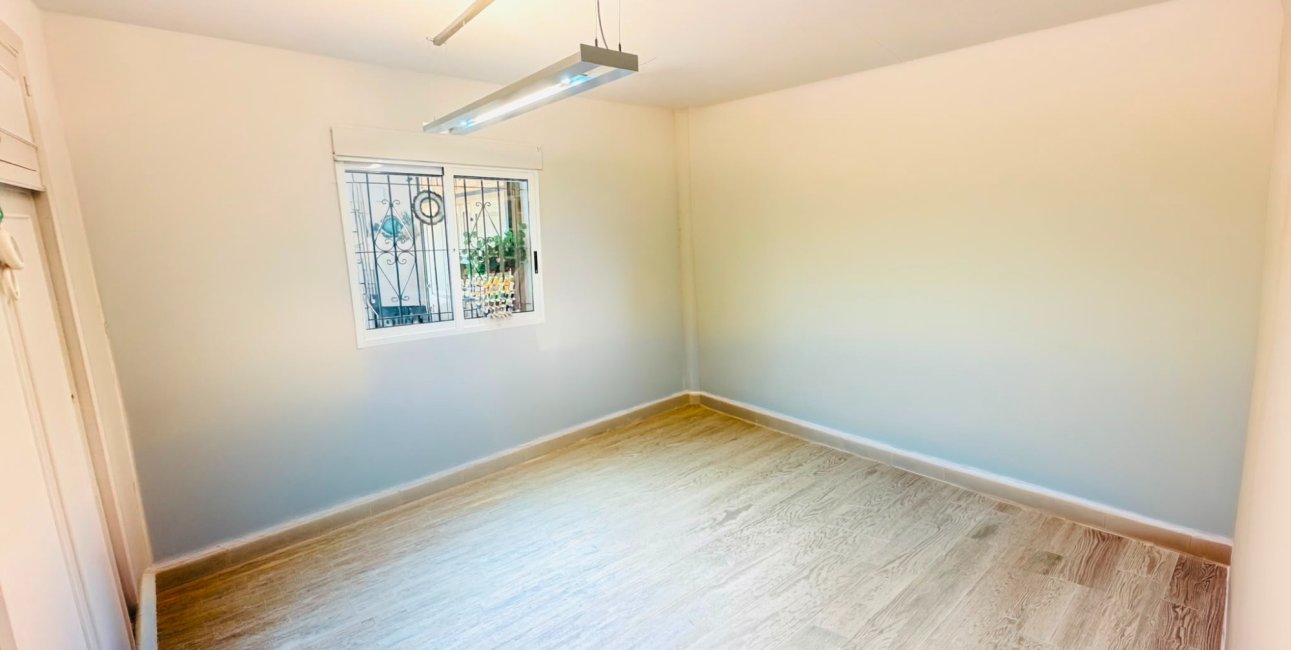Resale - Country House -
Daya Vieja - Daya Vieja - Country