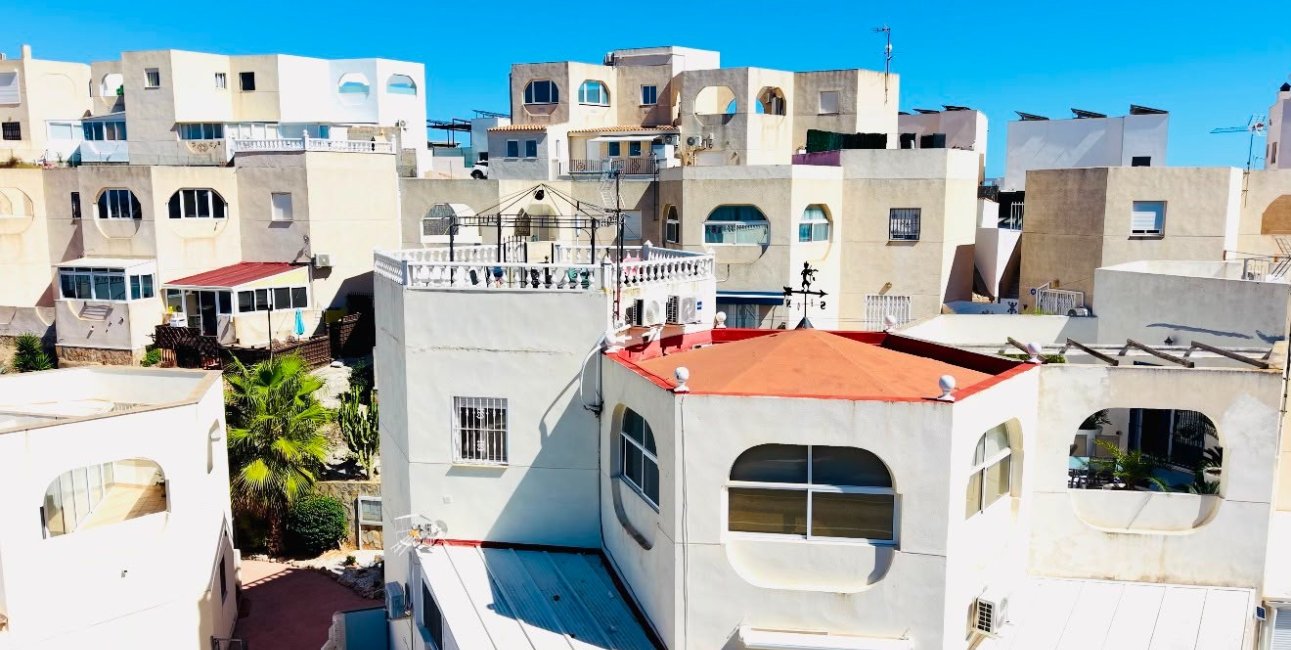 Reventa - Apartamento / piso -
San Miguel de Salinas - Las Comunicaciones