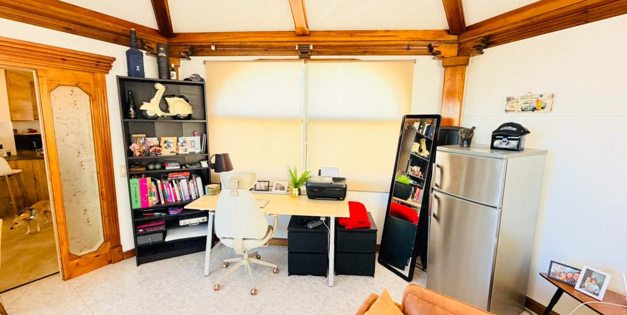 Reventa - Apartamento / piso -
San Miguel de Salinas - Las Comunicaciones