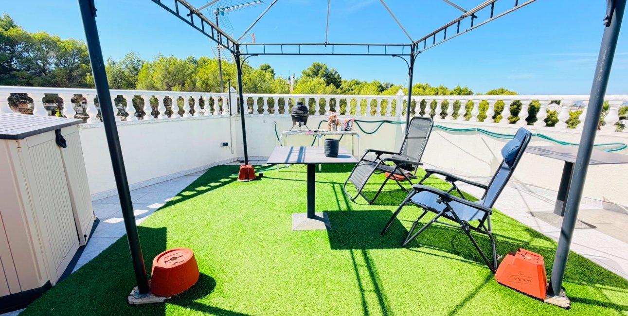 Reventa - Apartamento / piso -
San Miguel de Salinas - Las Comunicaciones