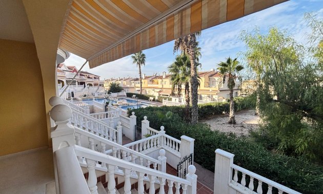 Resale - Townhouse -
Benijofar - Monte Azul
