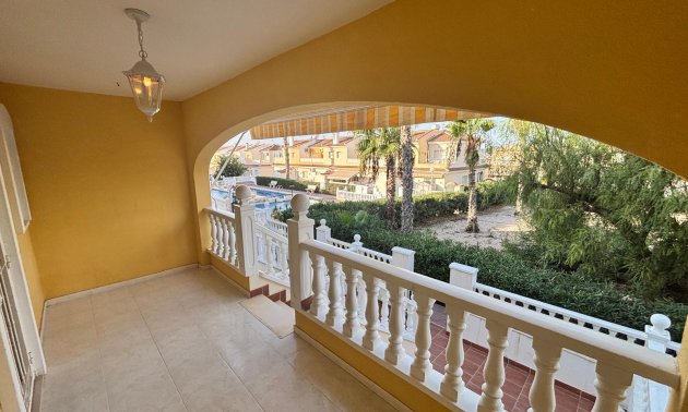 Resale - Townhouse -
Benijofar - Monte Azul
