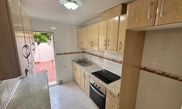 Resale - Townhouse -
Benijofar - Monte Azul
