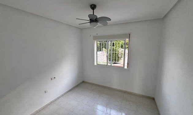 Resale - Townhouse -
Benijofar - Monte Azul