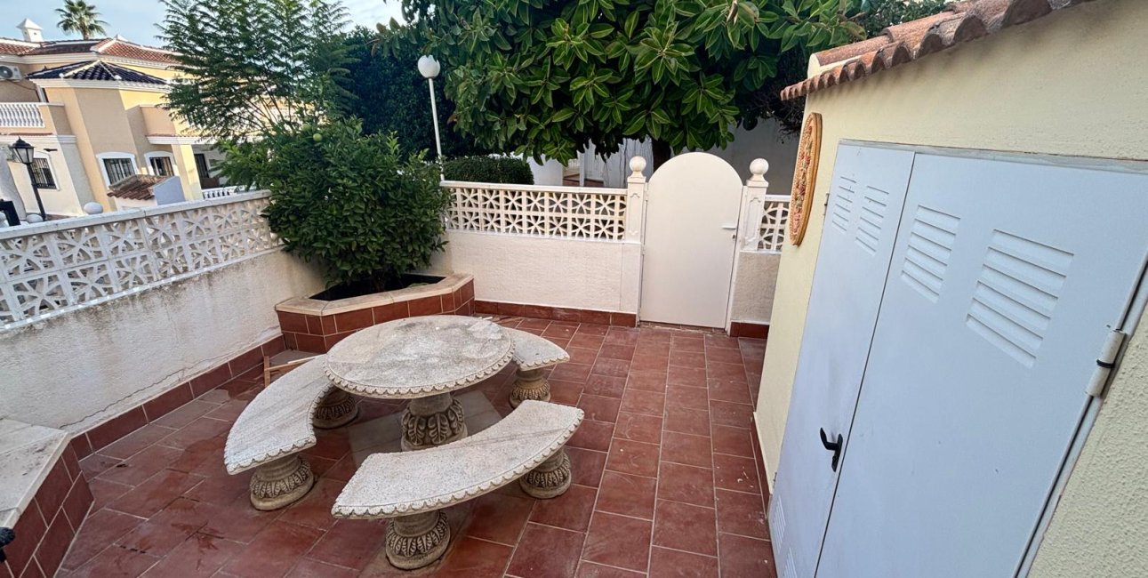 Resale - Townhouse -
Benijofar - Monte Azul