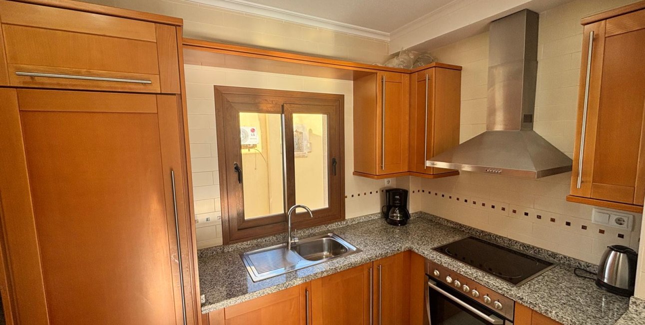 Resale - Apartment / flat -
Algorfa - La Finca Golf Resort
