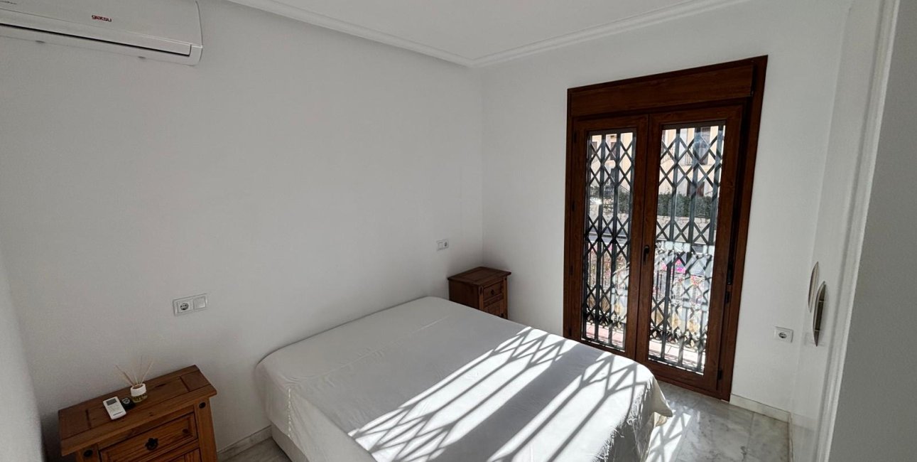 Resale - Apartment / flat -
Algorfa - La Finca Golf Resort