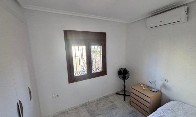 Resale - Apartment / flat -
Algorfa - La Finca Golf Resort
