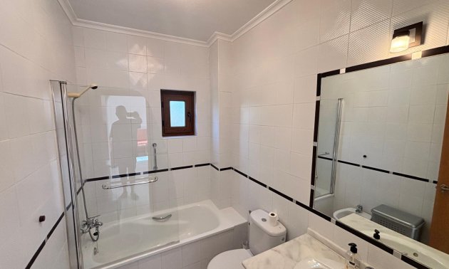 Resale - Apartment / flat -
Algorfa - La Finca Golf Resort