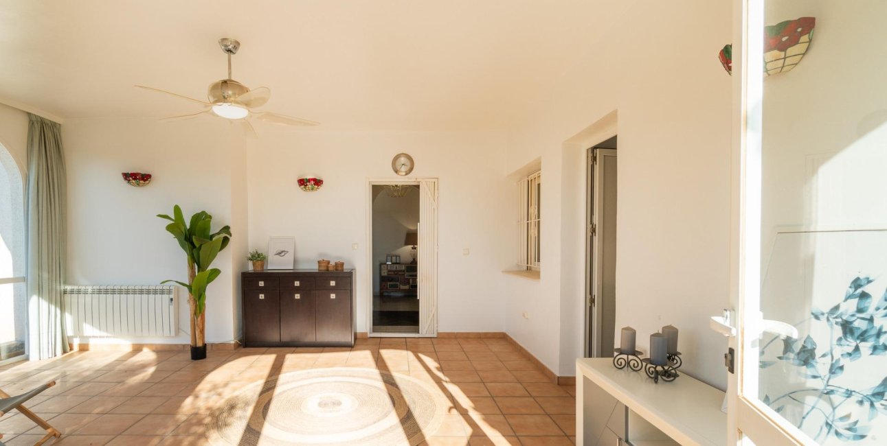 Resale - Villa -
Orihuela Costa - Playa Flamenca