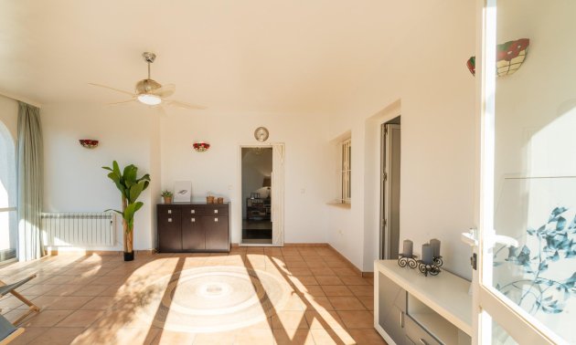 Resale - Villa -
Orihuela Costa - Playa Flamenca