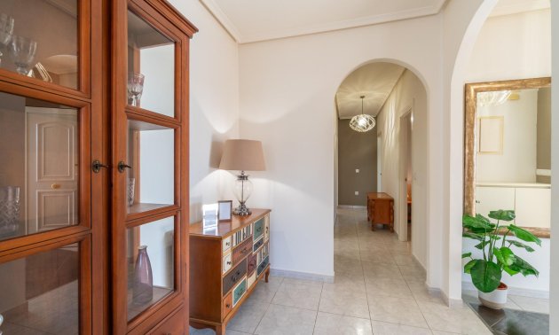 Resale - Villa -
Orihuela Costa - Playa Flamenca