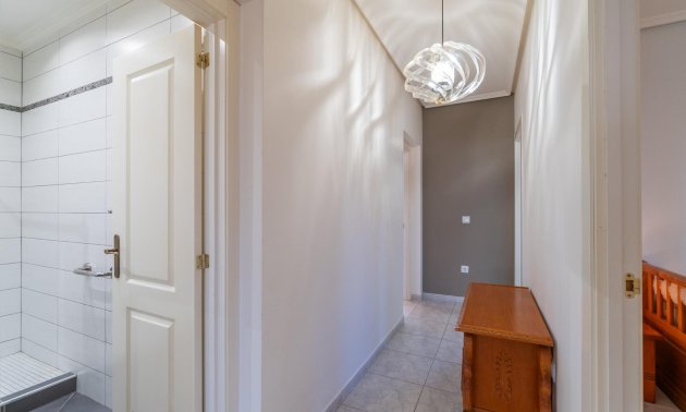 Resale - Villa -
Orihuela Costa - Playa Flamenca
