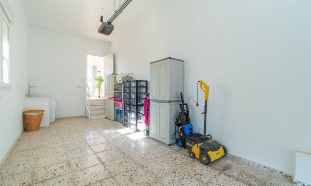 Resale - Villa -
Orihuela Costa - Playa Flamenca