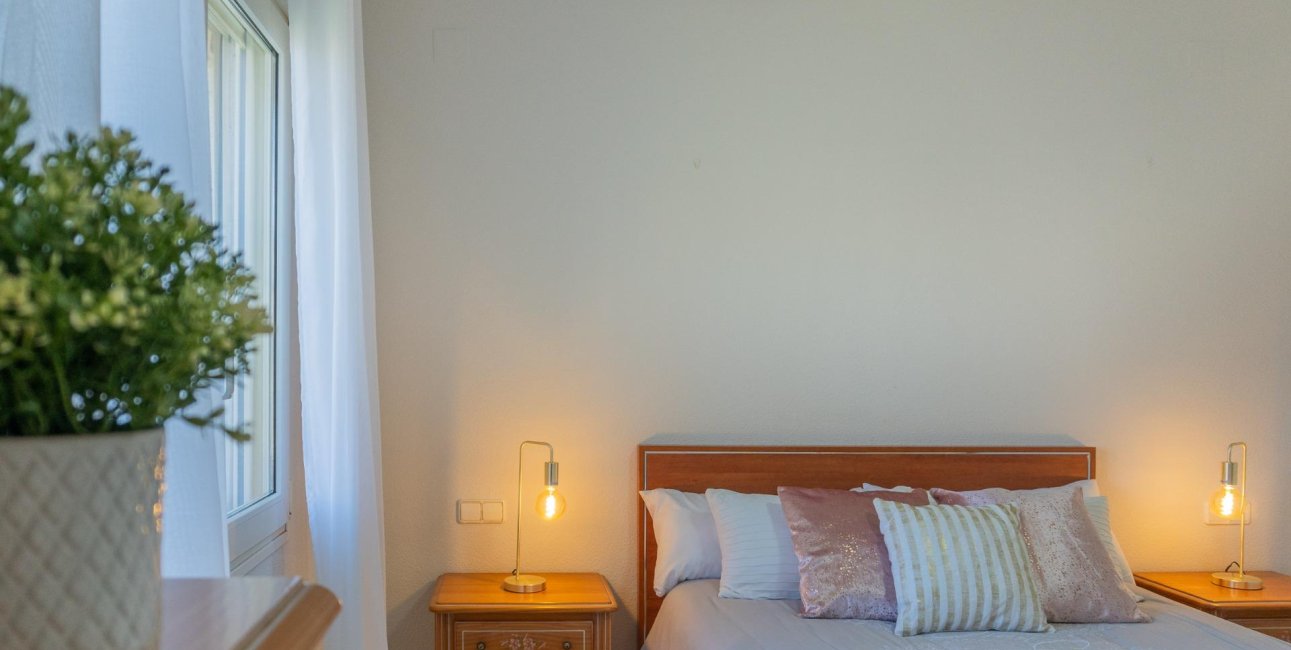 Resale - Villa -
Orihuela Costa - Playa Flamenca