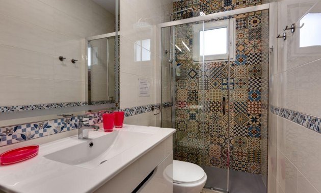 Resale - Villa -
Torrevieja - El Chaparral
