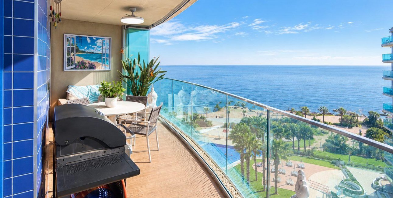 Resale - Apartment / flat -
Torrevieja - Punta prima
