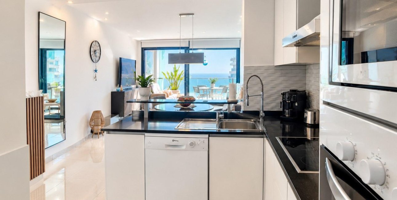 Resale - Apartment / flat -
Torrevieja - Punta prima