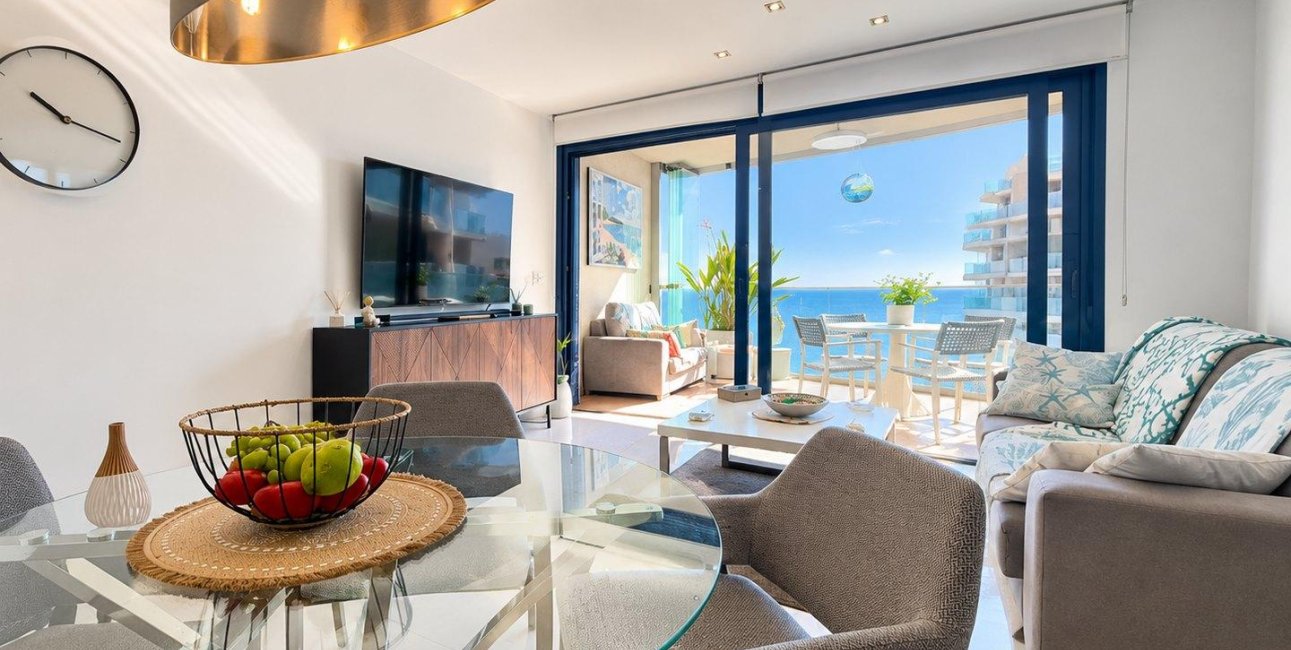 Resale - Apartment / flat -
Torrevieja - Punta prima