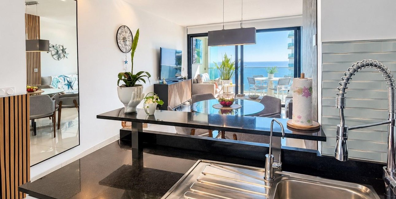 Resale - Apartment / flat -
Torrevieja - Punta prima