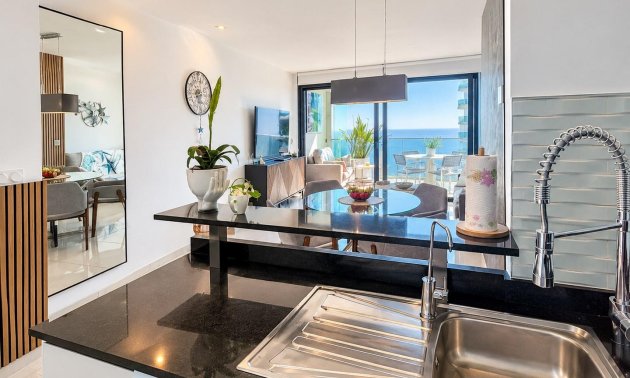 Resale - Apartment / flat -
Torrevieja - Punta prima
