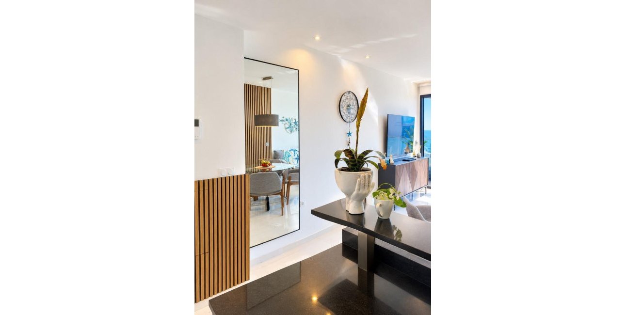 Resale - Apartment / flat -
Torrevieja - Punta prima