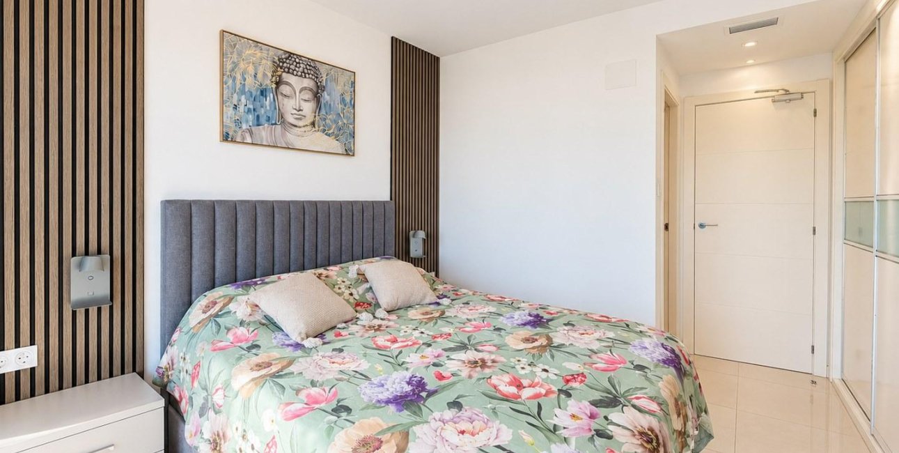 Resale - Apartment / flat -
Torrevieja - Punta prima