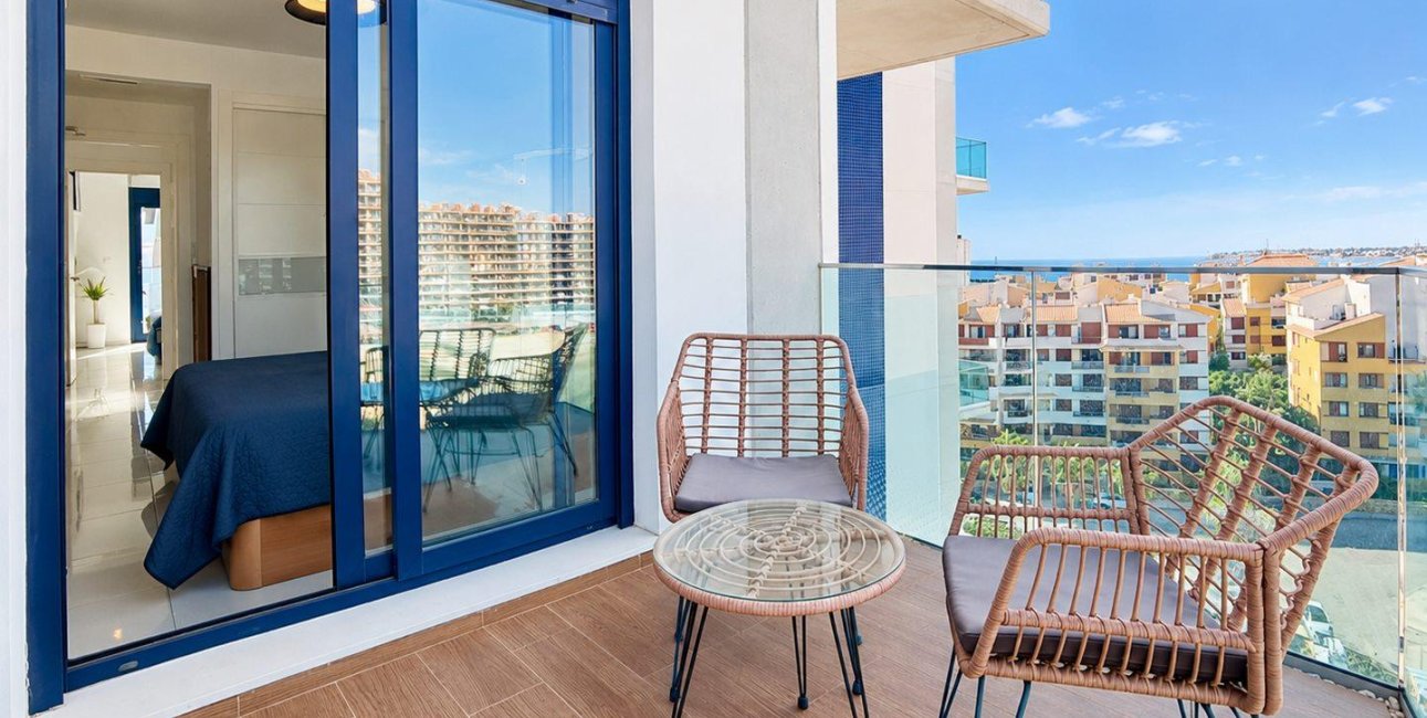 Resale - Apartment / flat -
Torrevieja - Punta prima