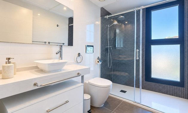Resale - Apartment / flat -
Torrevieja - Punta prima