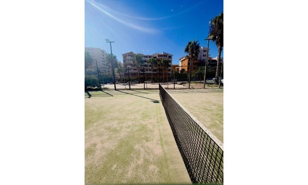 Resale - Apartment / flat -
Torrevieja - Punta prima