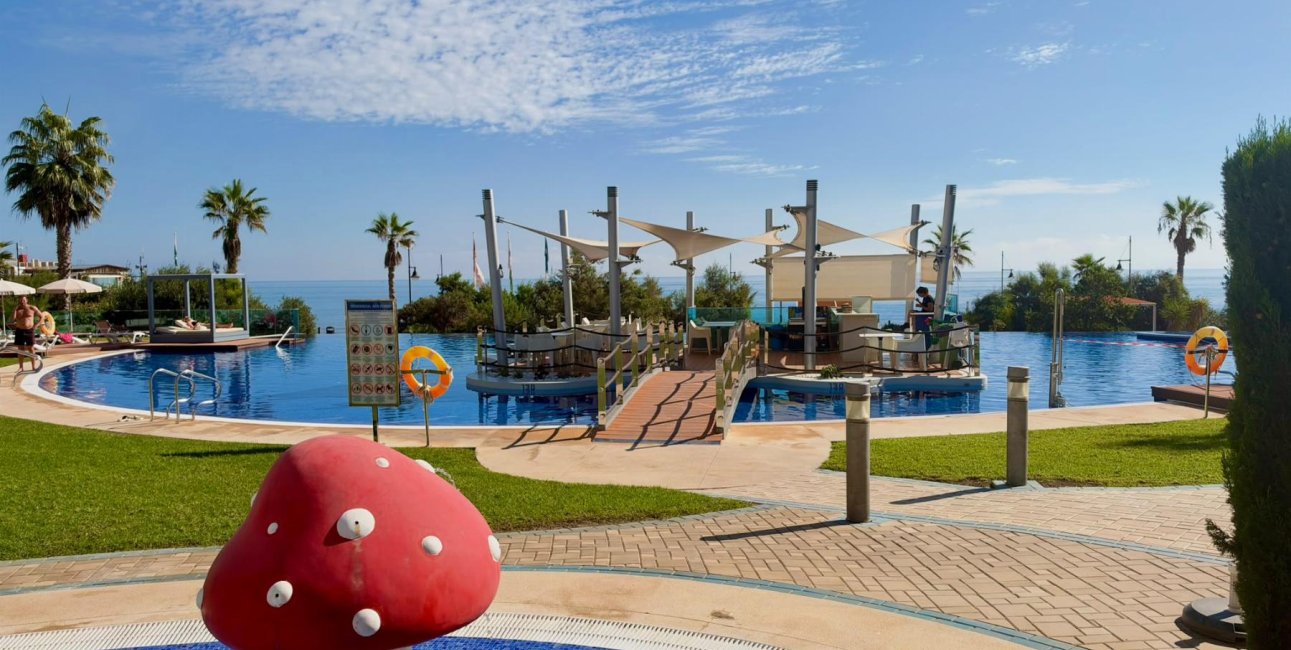 Resale - Apartment / flat -
Torrevieja - Punta prima