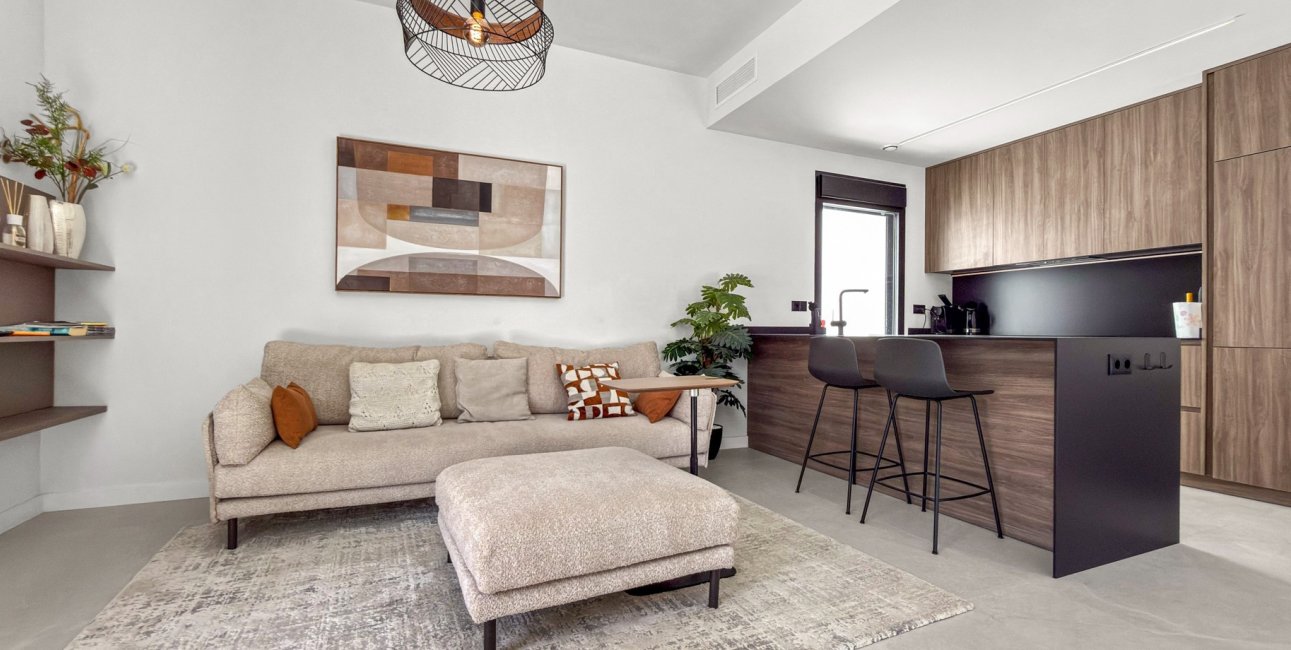 Resale - Villa -
Ciudad Quesada - Pueblo Lucero