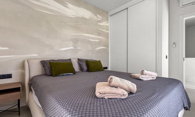 Resale - Villa -
Ciudad Quesada - Pueblo Lucero