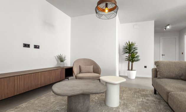 Resale - Villa -
Ciudad Quesada - Pueblo Lucero