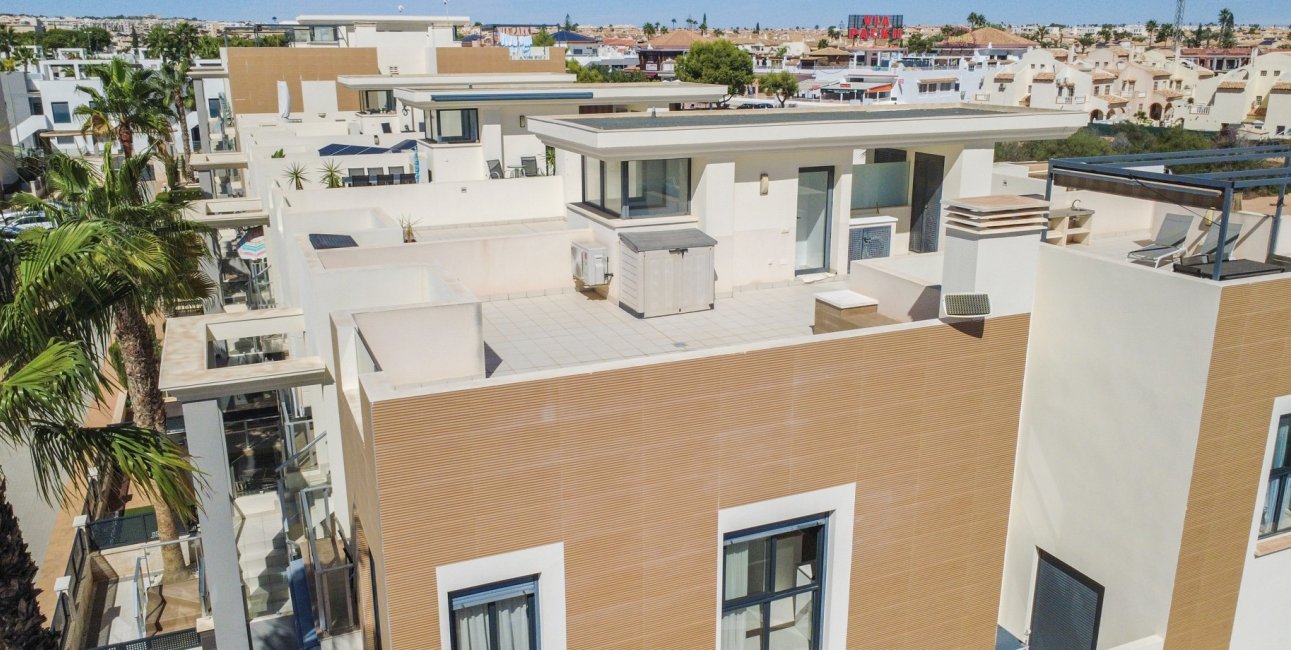 Resale - Duplex -
Orihuela Costa - La Zenia