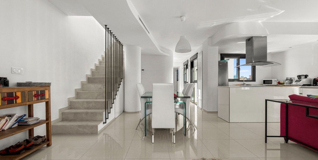 Resale - Duplex -
Orihuela Costa - La Zenia
