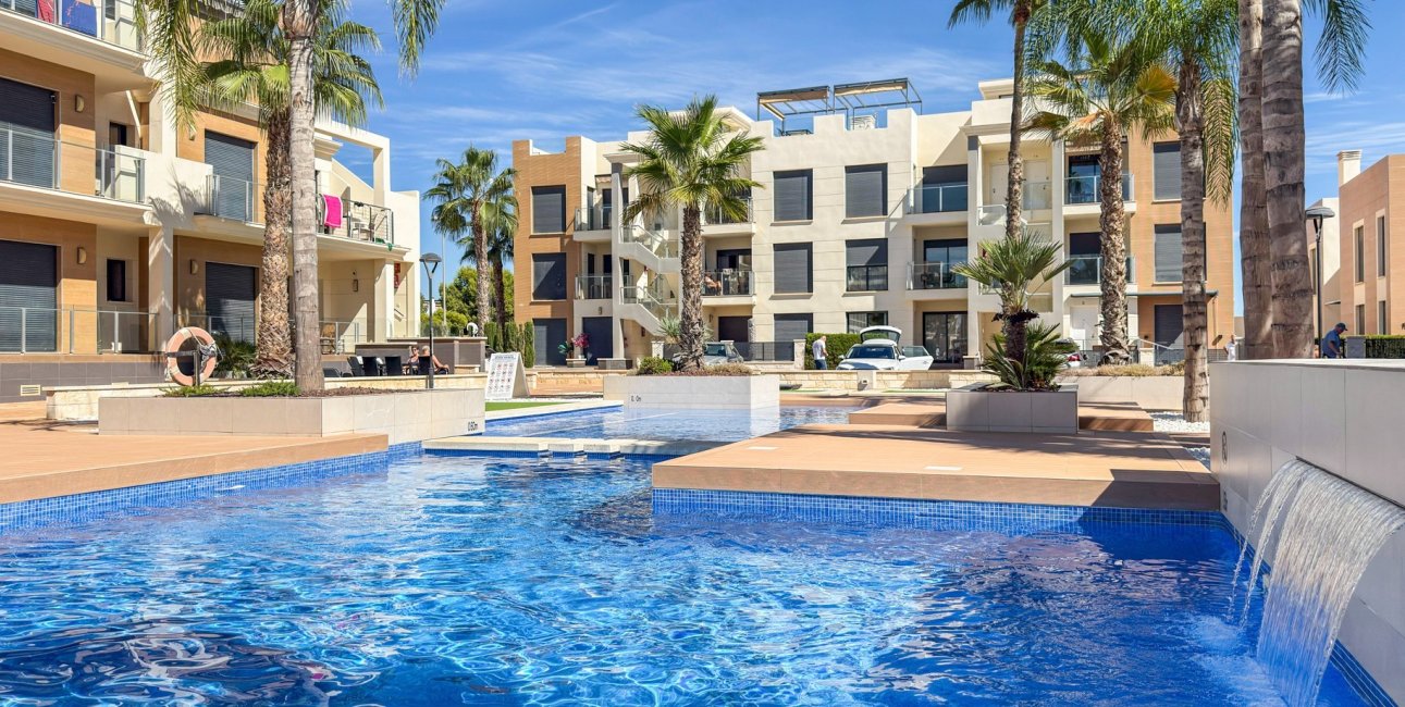 Resale - Duplex -
Orihuela Costa - La Zenia