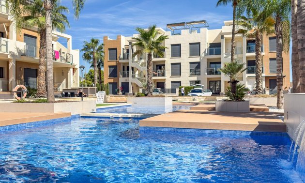 Resale - Duplex -
Orihuela Costa - La Zenia