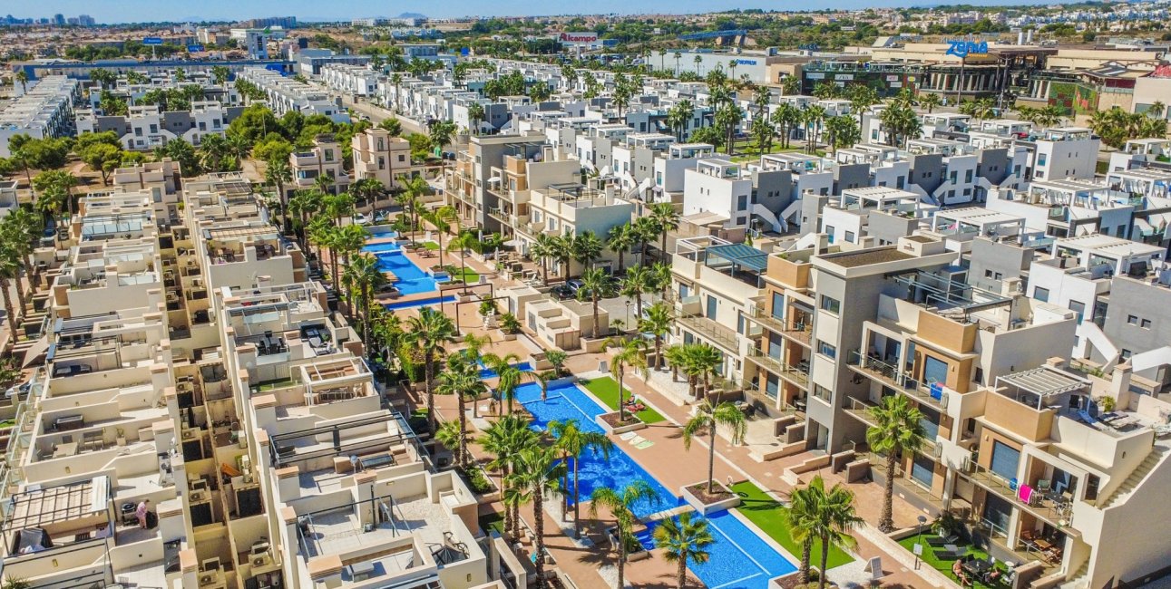 Resale - Duplex -
Orihuela Costa - La Zenia