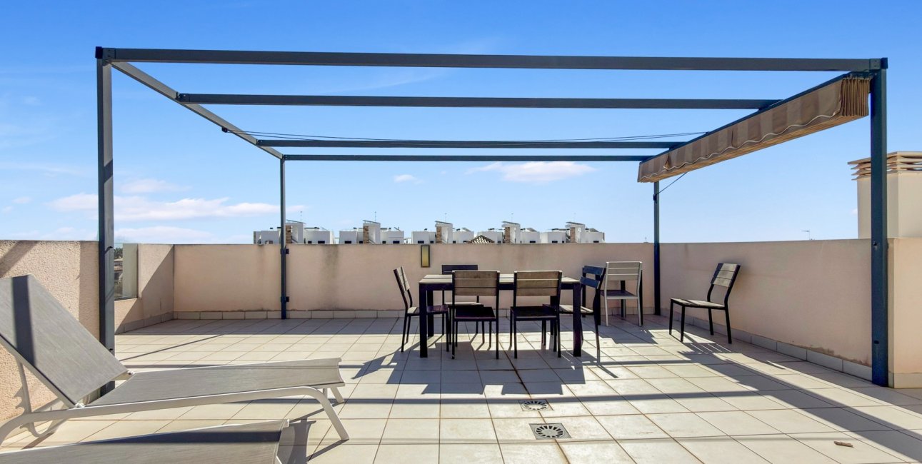 Resale - Duplex -
Orihuela Costa - La Zenia
