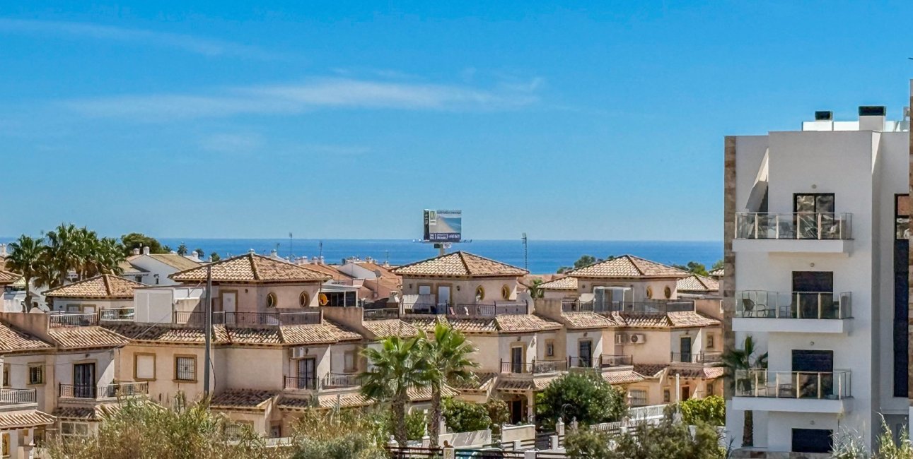 Resale - Duplex -
Orihuela Costa - La Zenia