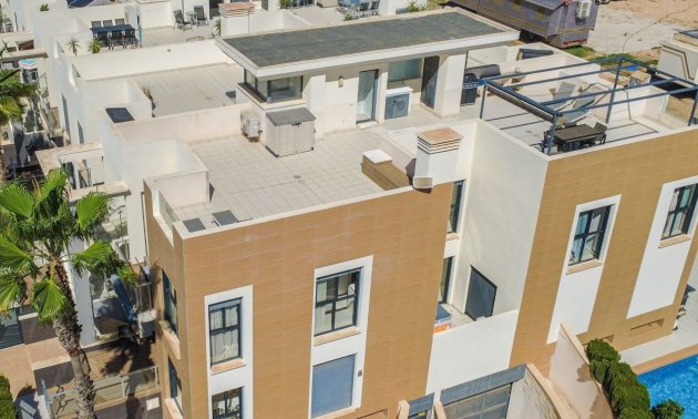 Resale - Duplex -
Orihuela Costa - La Zenia
