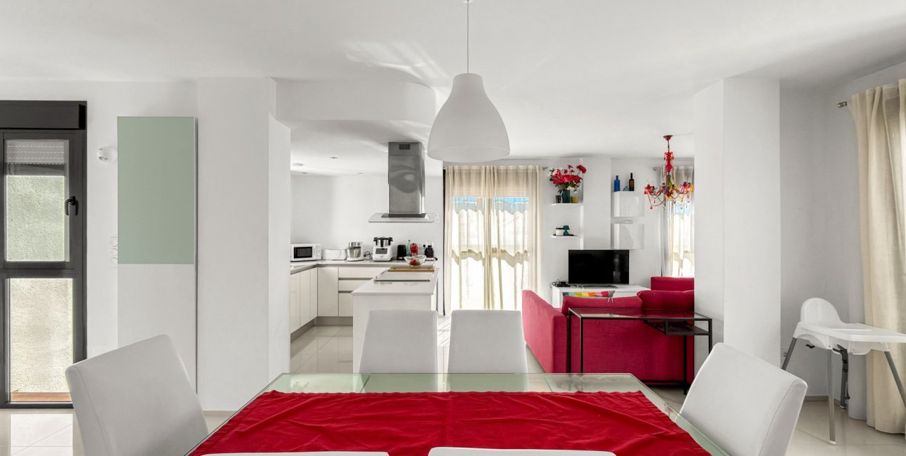 Resale - Duplex -
Orihuela Costa - La Zenia