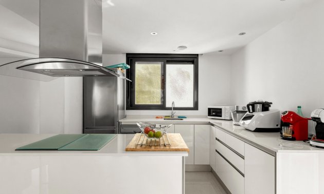 Resale - Duplex -
Orihuela Costa - La Zenia