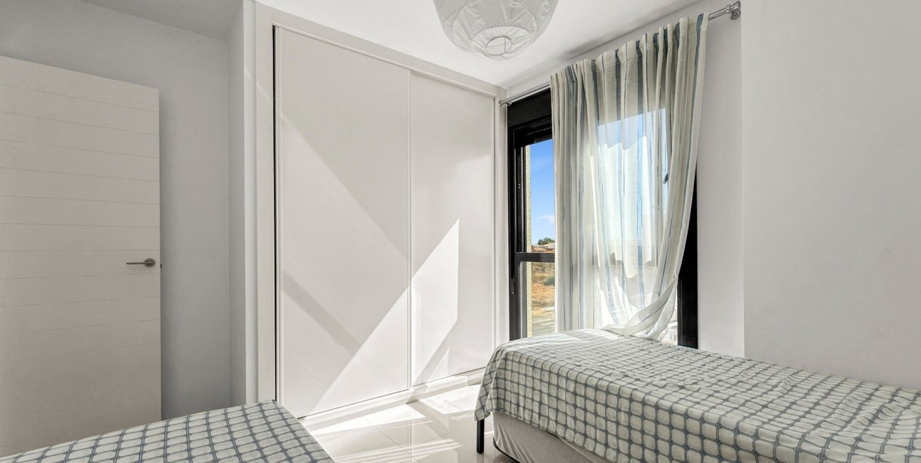 Resale - Duplex -
Orihuela Costa - La Zenia